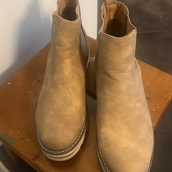 Ankle boots, women’s size 7 - Picture 6 of 6